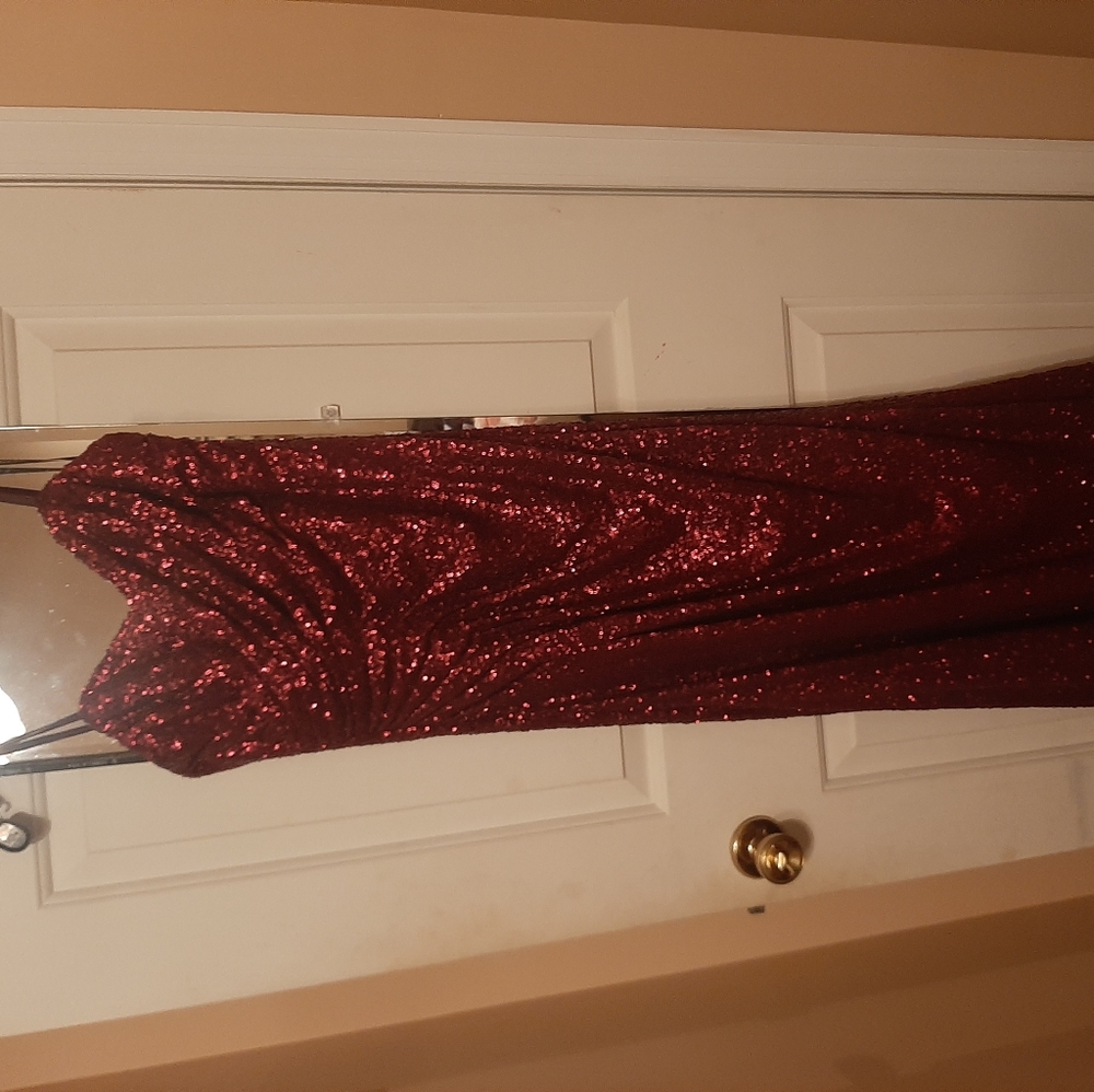 Sorella vita burgundy bridesmaid dress size 10